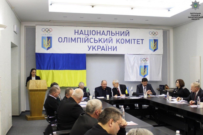 Закарпатські патрульні активно співпрацюють із спортивними організаціями