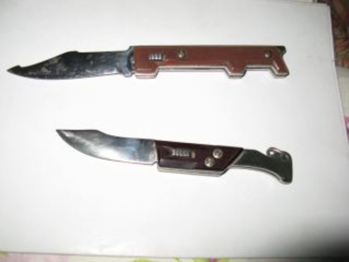 Для чого закарпатцю знадобилися два саморобні "тесаки"?