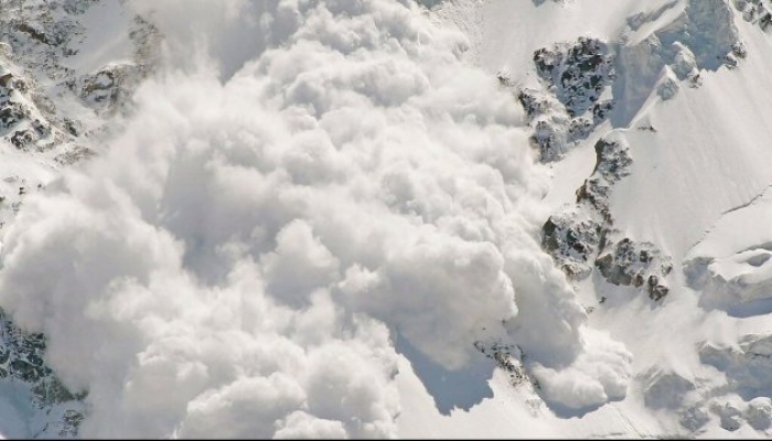 На Закарпатті оголошена сніголавинна небезпека третього рівня