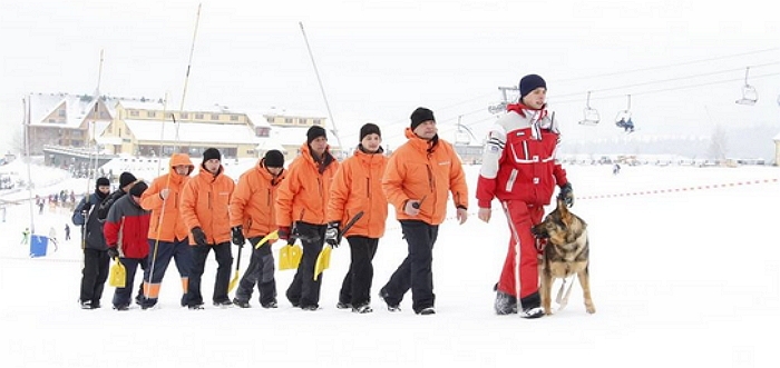 Гостей та жителів Закарпаття закликають стежити за сніголавинною ситуацією, аби не потрапити в біду