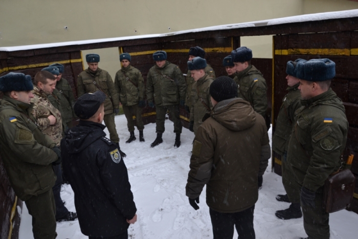 Затримувати правопорушників у львівському "кілер-хаусі" вчилися офіцери Нацгвардії з Ужгорода