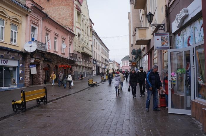 Закликаємо до уваги всіх водіїв автотранспорту в Ужгороді!