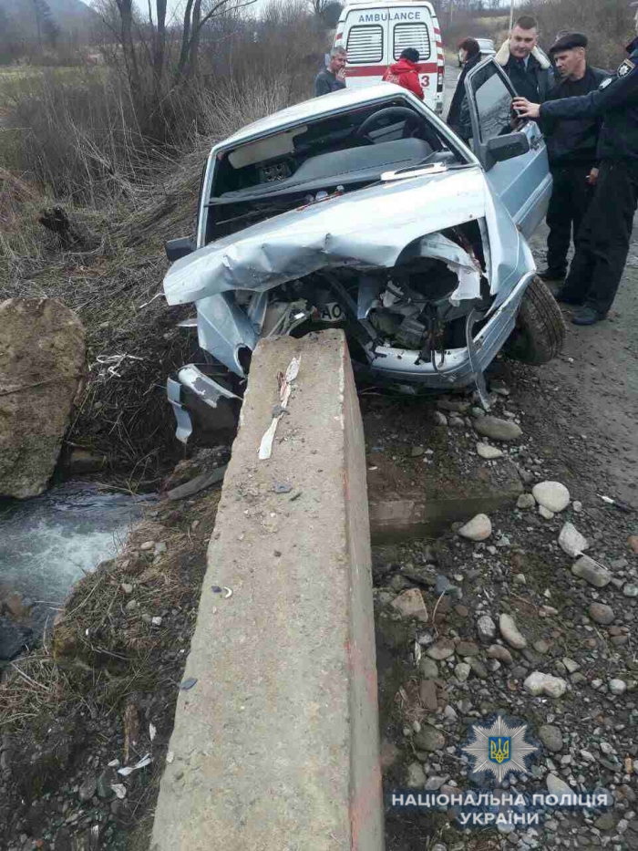 Водії-закарпатці "під шафе" вчиняють силовий опір патрульній поліції