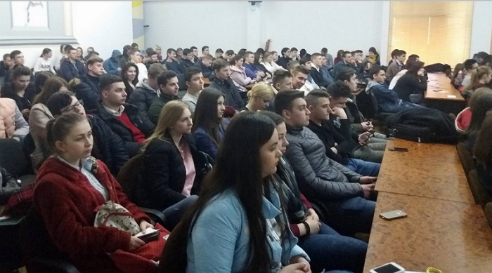 Закарпатських студентів познайомили з культурою, умовами праці та проживання в Кореї 