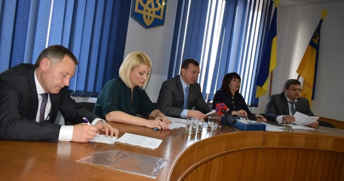 В Ужгороді проїзд в автобусах міського сполучення буде за 5 гривень