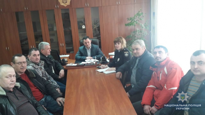 Поліція запевняє закарпатських мисливців: здасте добровільно нелегальну зброю – вам за це нічого не буде