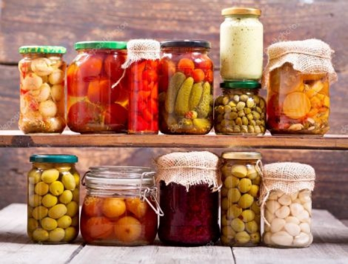 Чому консервовані продукти шкідливі для здоров'я?