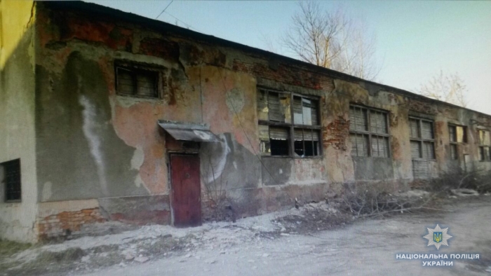 Тріо викрадачів металобрухту з недіючої котельні затримала поліція на Хустщині