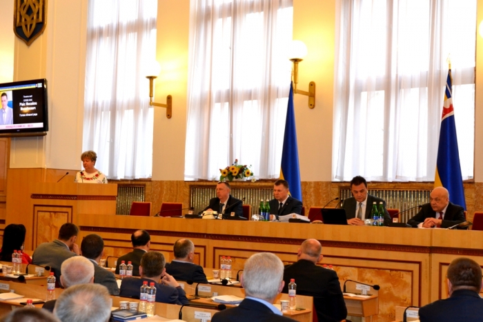 Обласні депутати хочуть бачити на чолі Мінздоров’я людину з належним рівнем освіти та компетентності