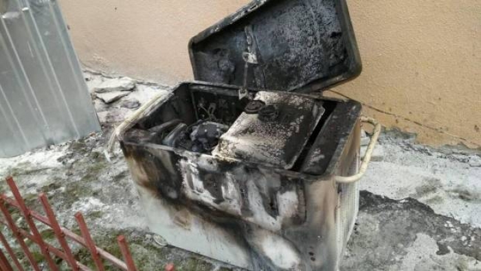 Одинадцять пожежників приборкували вогонь на території медзакладу в Ужгороді