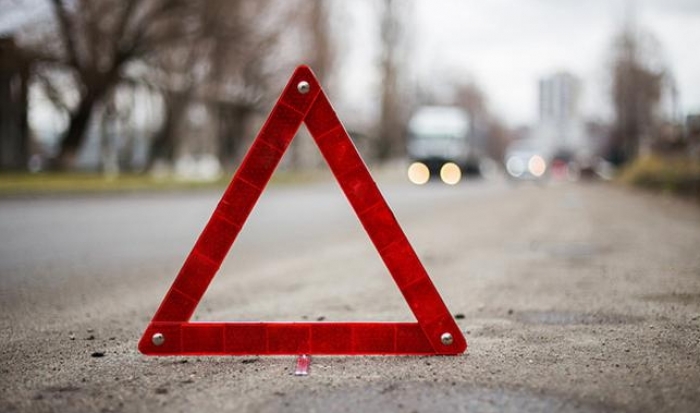 Закарпатець на автівці "налетів" на велосипедиста — на щастя, не смертельно!