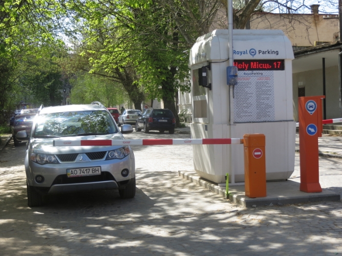 Дещо цікаве про паркінги прикордонного Берегова