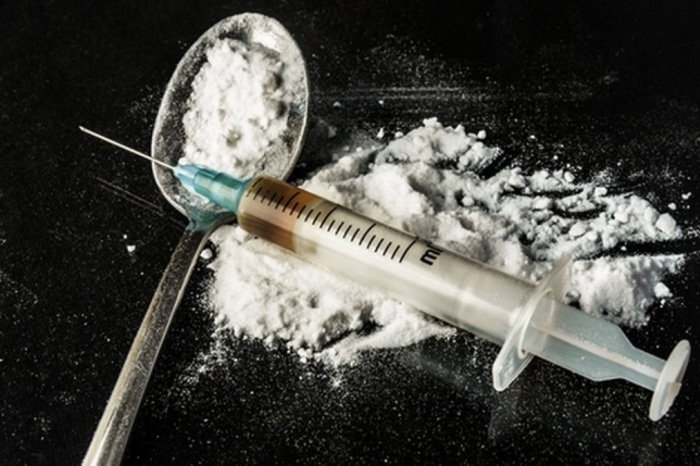 Убивчий наркошприц вилучила поліція у жителя Мукачева