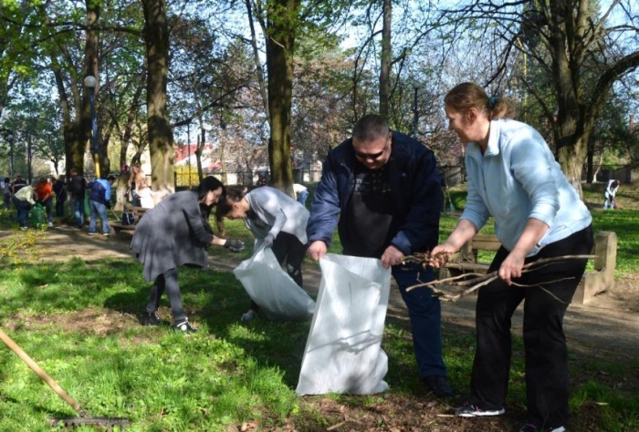 У весняній толоці на Закарпатті взяли участь більше 50 тисяч краян