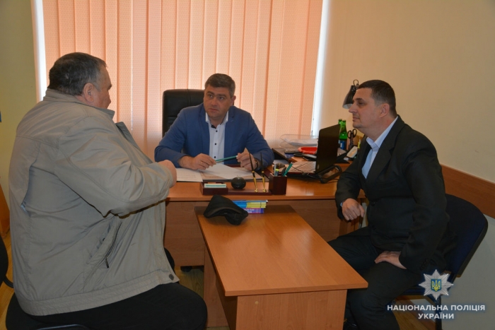 Головний полісмен Закарпаття поспілкувався з жителями 3-х районів краю