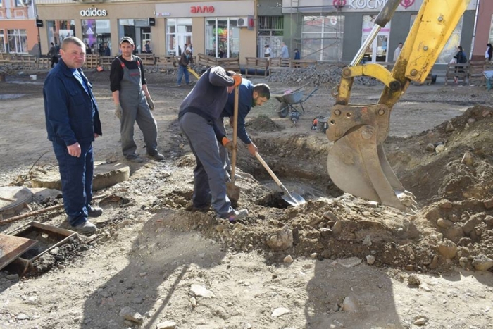 Працівники комунальних служб Ужгорода розкрили робочі плани на сьогодні