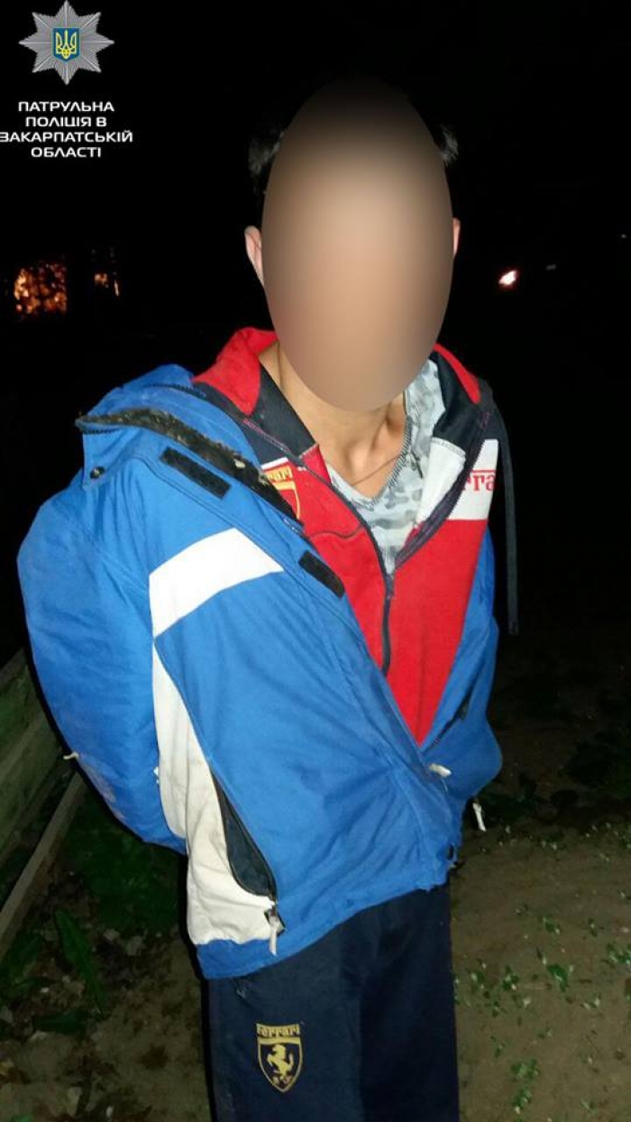 Ужгородські патрульні затримали чоловіка, ймовірно, причетного до грабежу