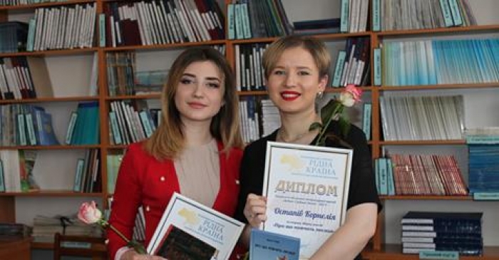 Студентки УжНУ здобули цьогорічну літературну премію «Дебют Срібної Землі»