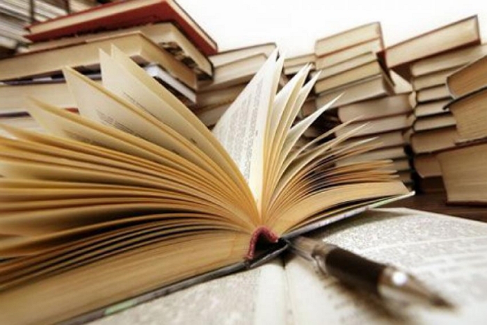 Сім видавництв Закарпаття "боролися" за суспільно-необхідні видання