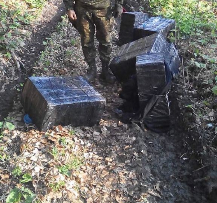 За добу на Закарпатті – чотири спроби контрабанди цигарок