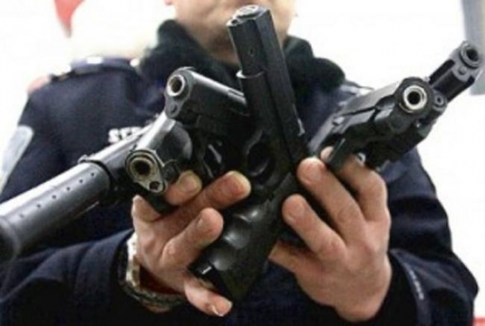 Акція від поліції для закарпатців: здайте нелегальну зброю, і вам за це нічого не буде