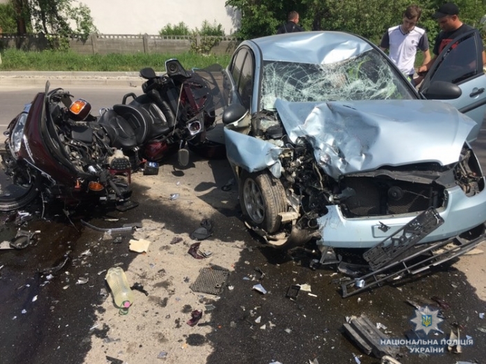 Одна загибла, троє у лікарні — наслідки жахливої ДТП на Закарпаття