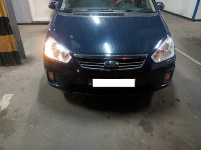 Іномарку, яку викрали в Словаччині, затримали прикордонники Чопського загону