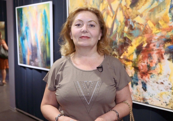 "Я мала нагоду познайомитися з сучасним закарпатським мистецтвом ще в часи Перебудови..."