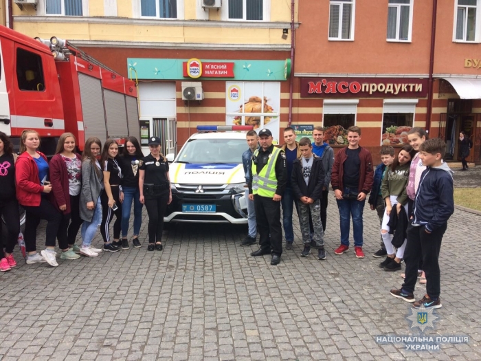 У 2-х містах Закарпаття пройшли рекрутингові проекти від Наполіції України