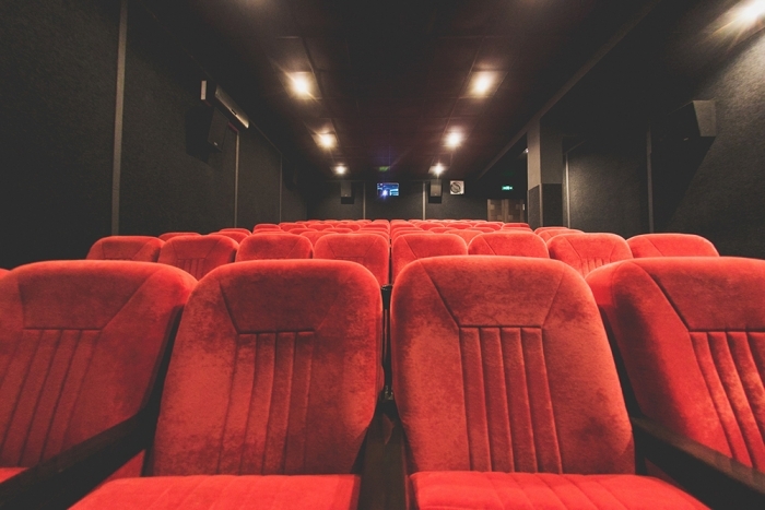 Поліція Ужгорода змінила кваліфікацію злочину щодо нападу на журналіста в кінотеатрі ТЦ "Токіо"