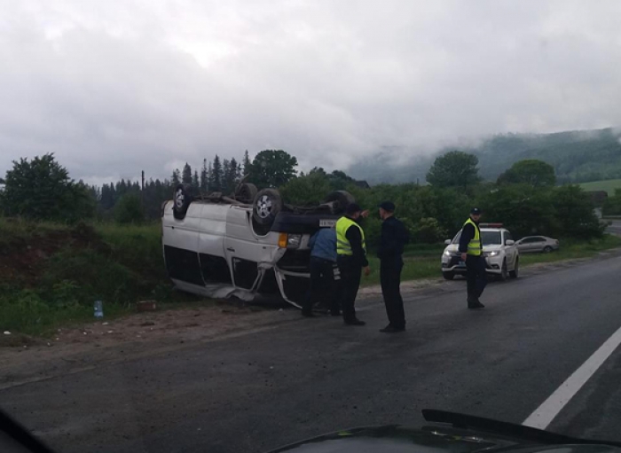 Ранкова карколомна ДТП на міжнародному автобані "за Карпатами"