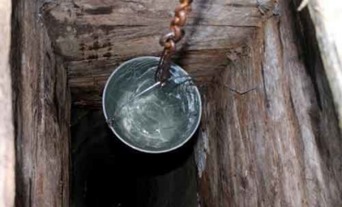 Закарпатка знайшла смерть у власній криниці