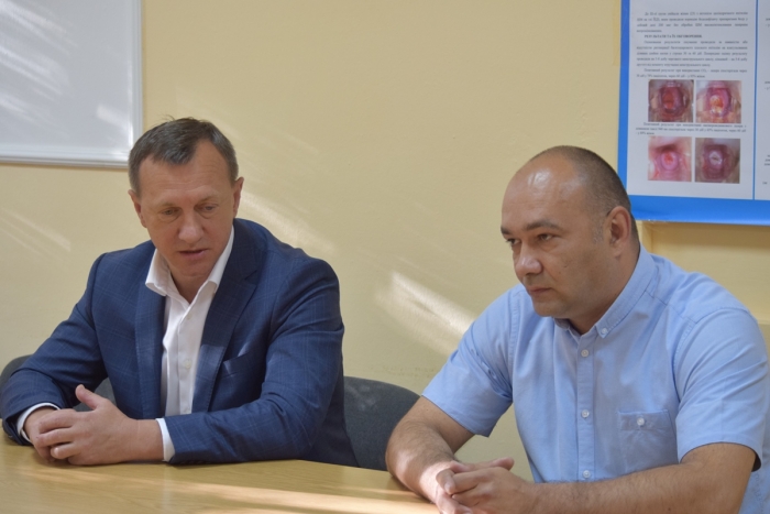 Лікаря-вимагача з Ужгородського пологового будинку звільнено