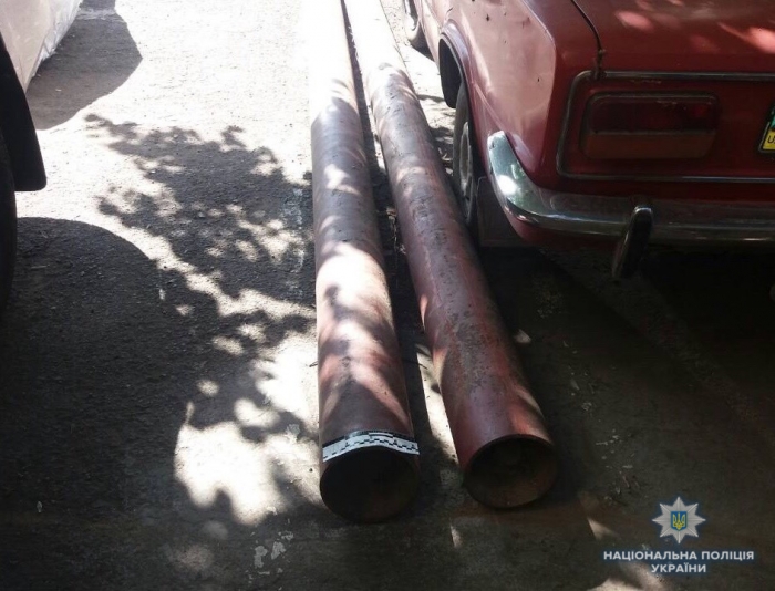 Труби, "мобілка", гроші, алкоголь та сільськогосподарський інвентар, або що встигли накрасти злодії за добу в Закарпатті