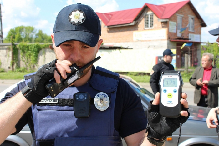 Групи реагування патрульної поліції Закарпаття зупинили двох нетверезих водіїв