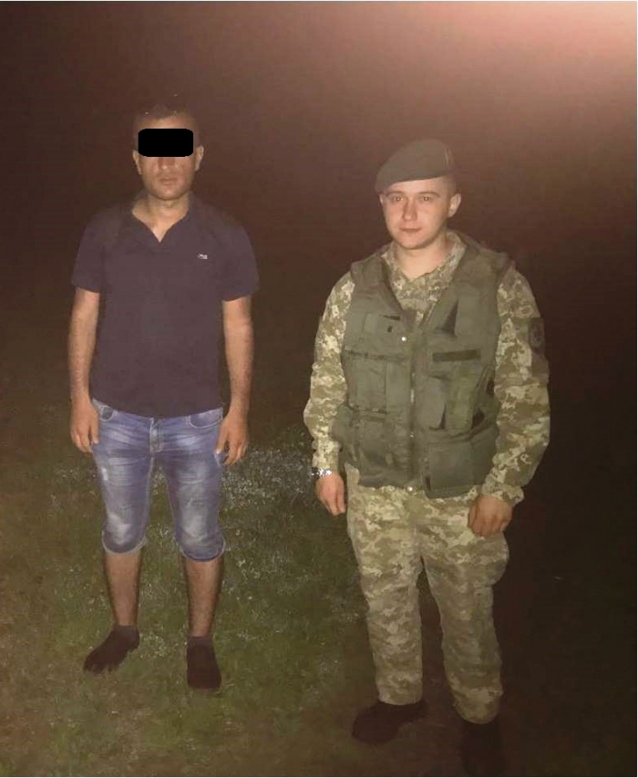 Нелегального мігранта вже вдруге затримати прикордонники на Закарпатті