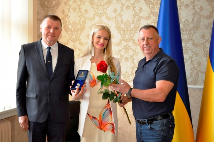 Маріанна Сухолова удостоєна нагрудного знаку «За розвиток Закарпаття»
