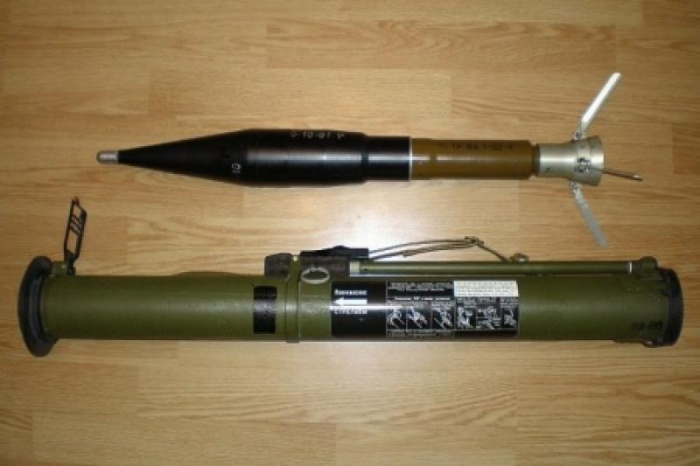 На Тячівщині обстріляли магазин дитячого одягу з гранатомета