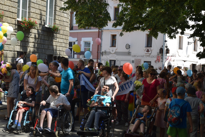 В Ужгороді відбувся марш-ходотон