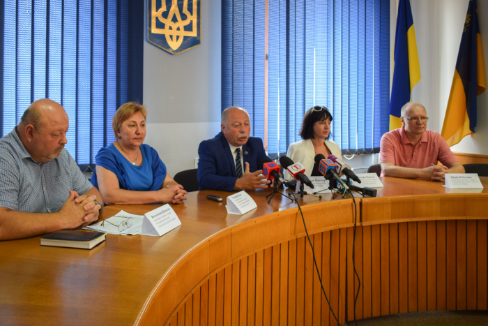 В Ужгороді влада робить все, аби медична галузь міста не почувалася "попелюшкою"
