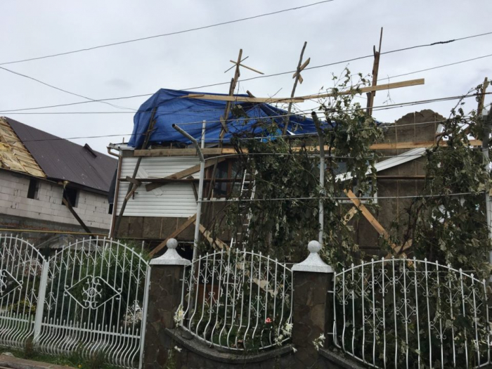 Спецкомісії на Закарпатті підраховують збитки, завдані буревієм і градобоєм