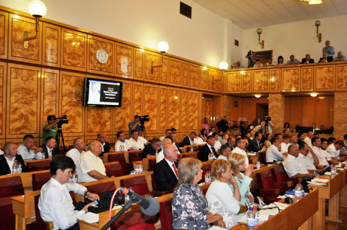 Обласні обранці через освітні заклади інтернатного типу звернулися до Верховної Ради 