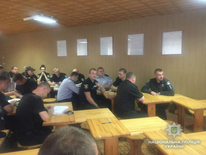 Як влада Рахівщини відзначила своїх дільничних поліцейських