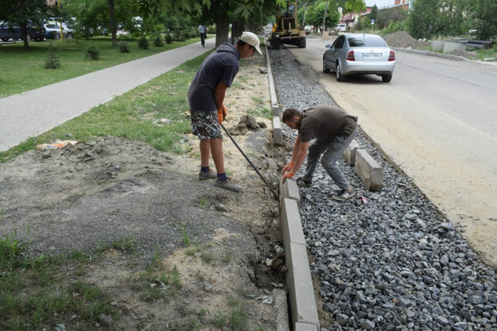 Працівники комунальних служб Ужгорода розкрили робочі плани на сьогодні
