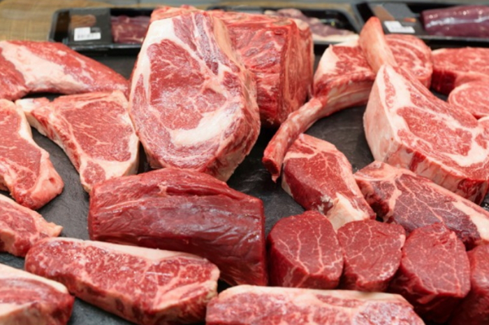 До якої нової "стрімкої" ціни на свинину варто готуватися закарпатцям