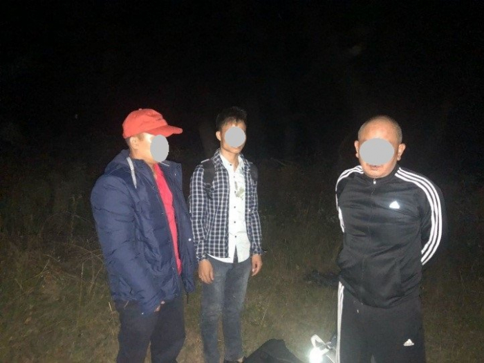 Автоматними чергами затримували групу нелегалів "зелені кашкети" Закарпаття