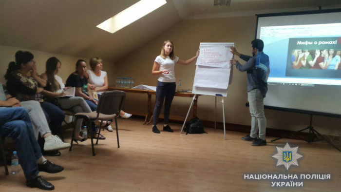 Спільний тренінг ромів і поліцейських пройшов в Ужгороді