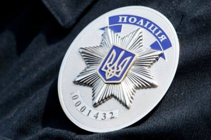 Правоохоронці Києва просять всіх допомогти знайти злочинців, що вбили неповнолітню закарпатку