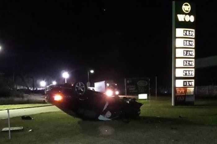 Нічні піруети п'яного водія у Мукачеві закінчились на заправці