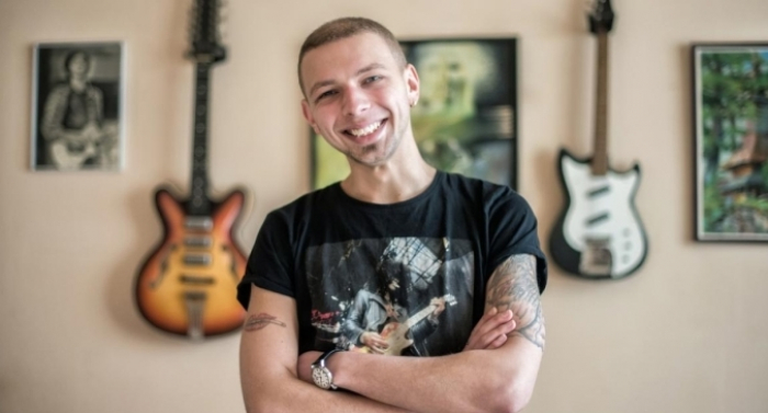 Ужгородець Арсен Бабиченко: Як грати у чотирьох гуртах – "TequilaBand", "Ватага", "Триставісім" та "Вандор"